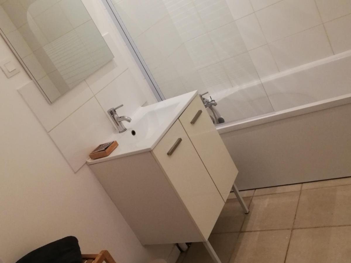 Logement Entier Au Calme Villers-Outreaux Exteriér fotografie
